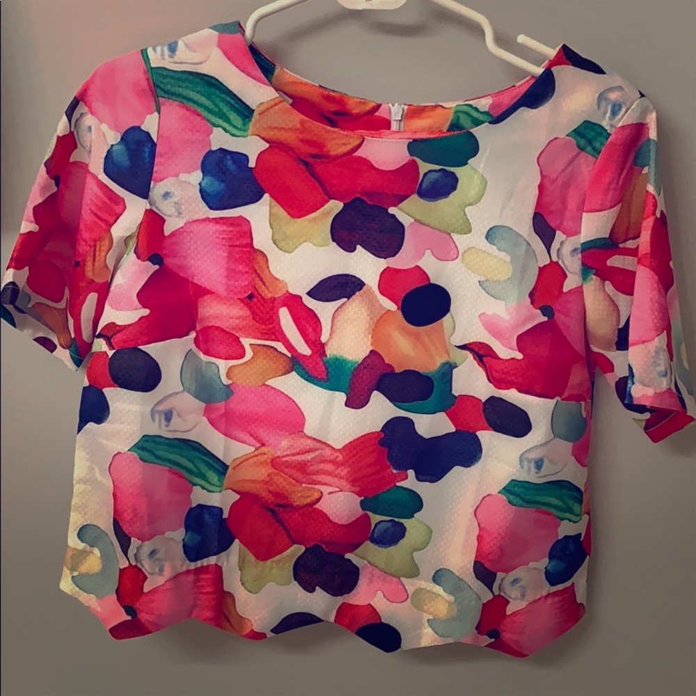 NWT Floral Crop Top
